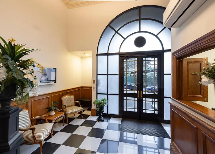 Hotel with view: Quest On Eden Auckland Cbd Apartment Hotel